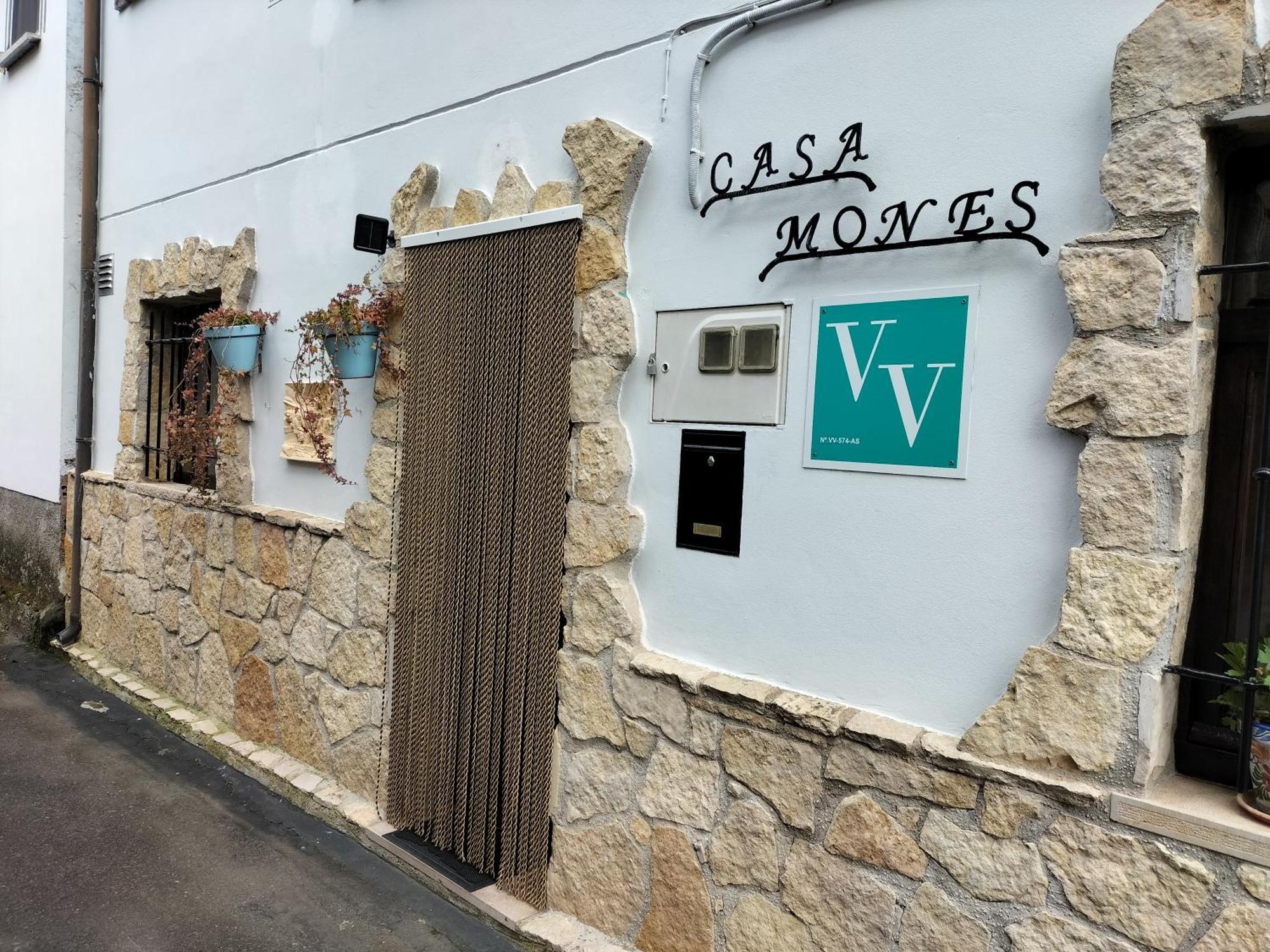 V.V Casa Mones Lägenhet Onís Exteriör bild